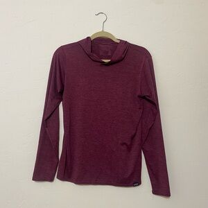 Patagonia Women’s M sun shade hiking shirt